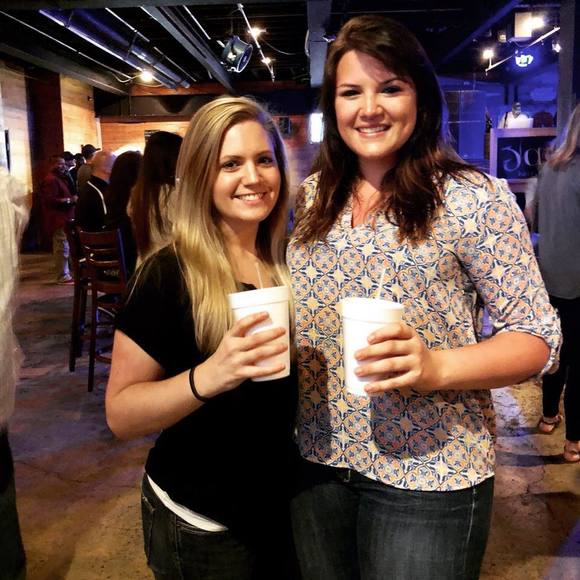 Meet your Posher, Alli - Picture 1 of 1